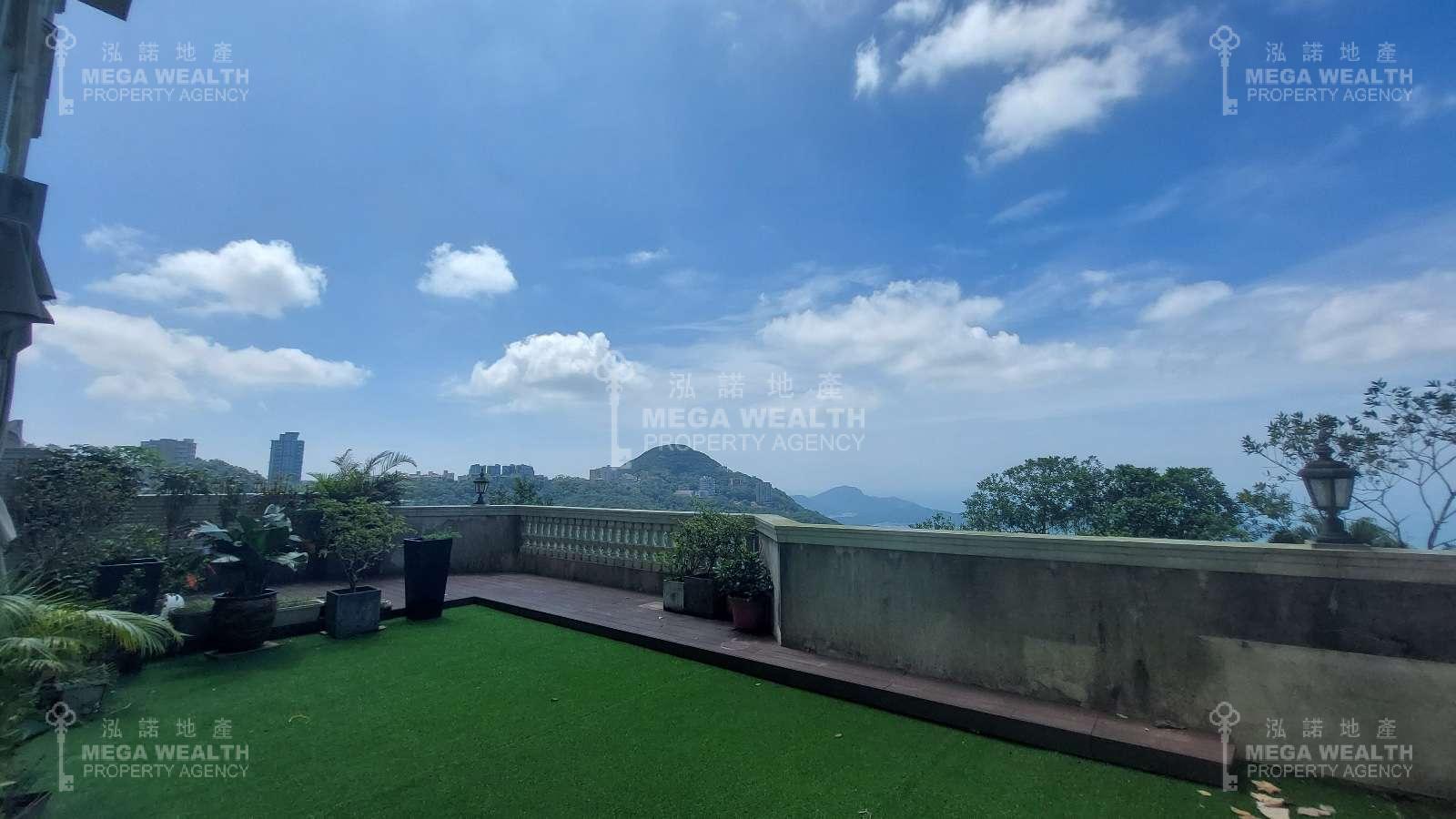 THE MOUNT AUSTIN